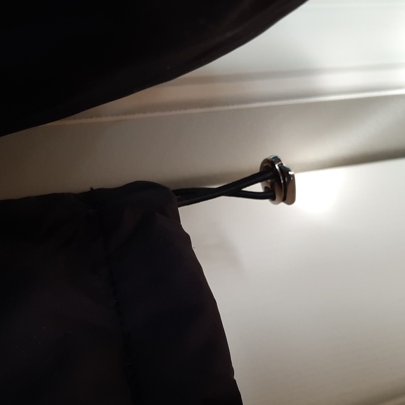 Woman's puffer jacket - Picture 6 of 6